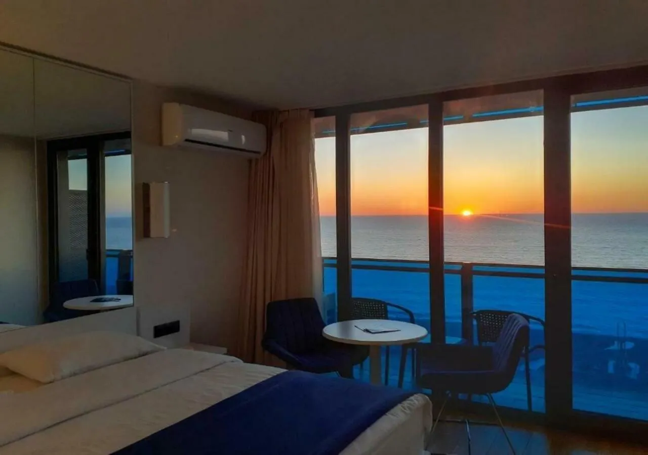 Orbi City Balcony With Sea View Apartment Batumi